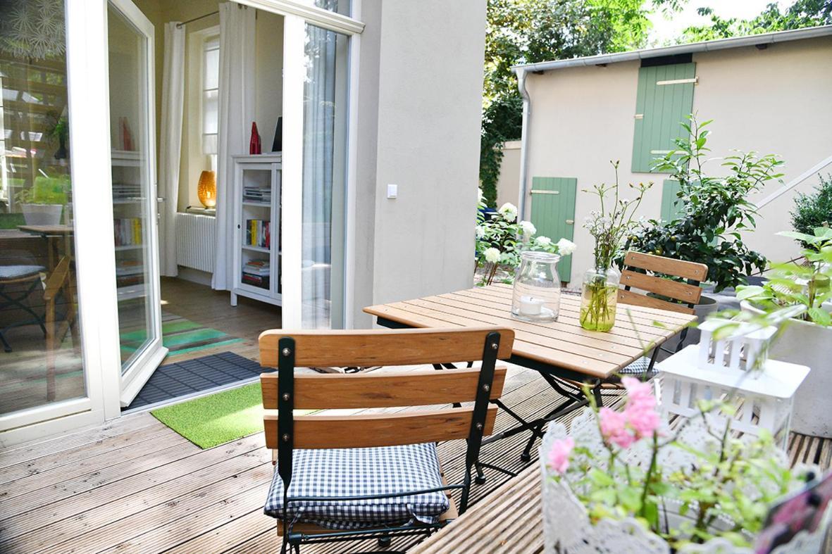 Jethon Studio-Appartement Im Gruenen Bernburg Exterior photo